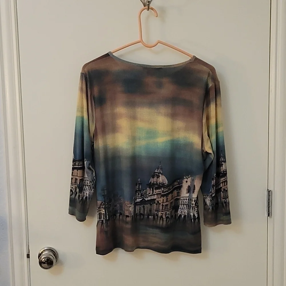 PETER NYGARD Ombre Graphic European Panorama Architecture Cityscape Blouse - Picture 4 of 10